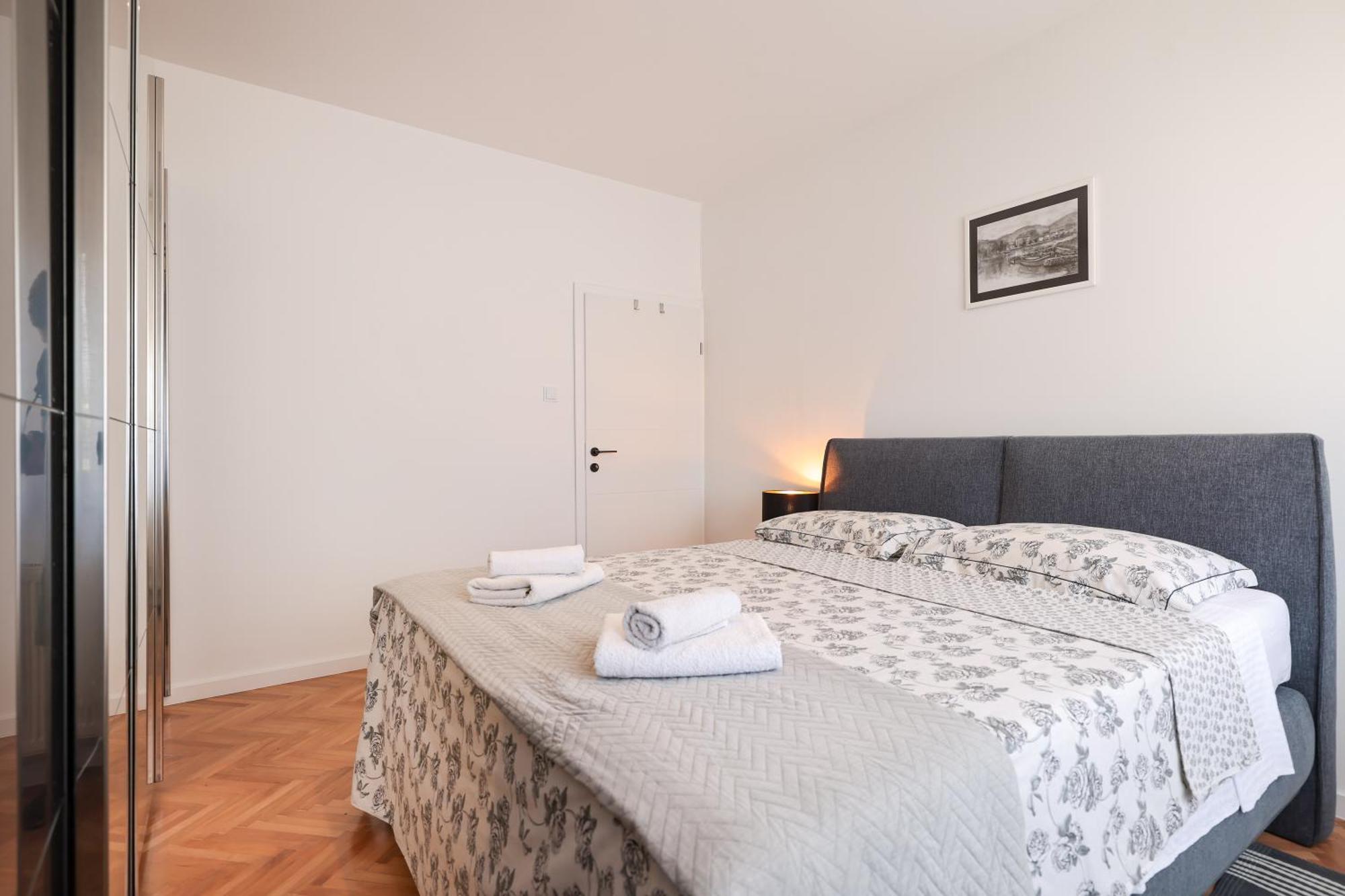 Oscar & Leo Apartments Zadar Luaran gambar